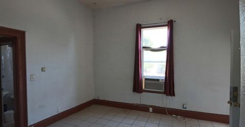 8 W Willow St, Stockton, CA 95202 Photo