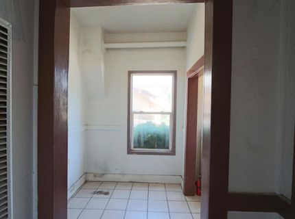 8 W Willow St, Stockton, CA 95202 Photo