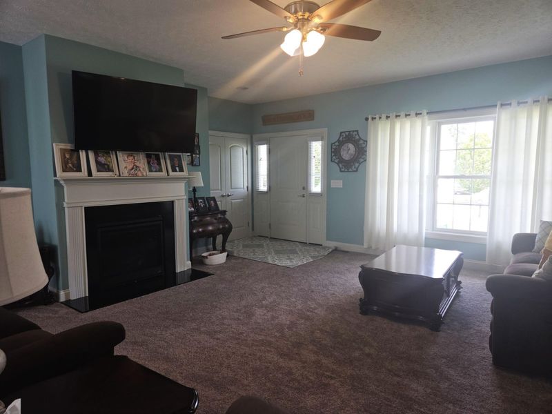 139 Duncan Drive , Pataskala, OH 43062 Photo 3
