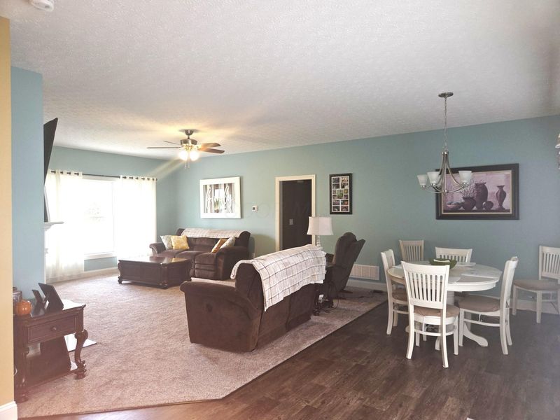 139 Duncan Drive , Pataskala, OH 43062 Photo 4