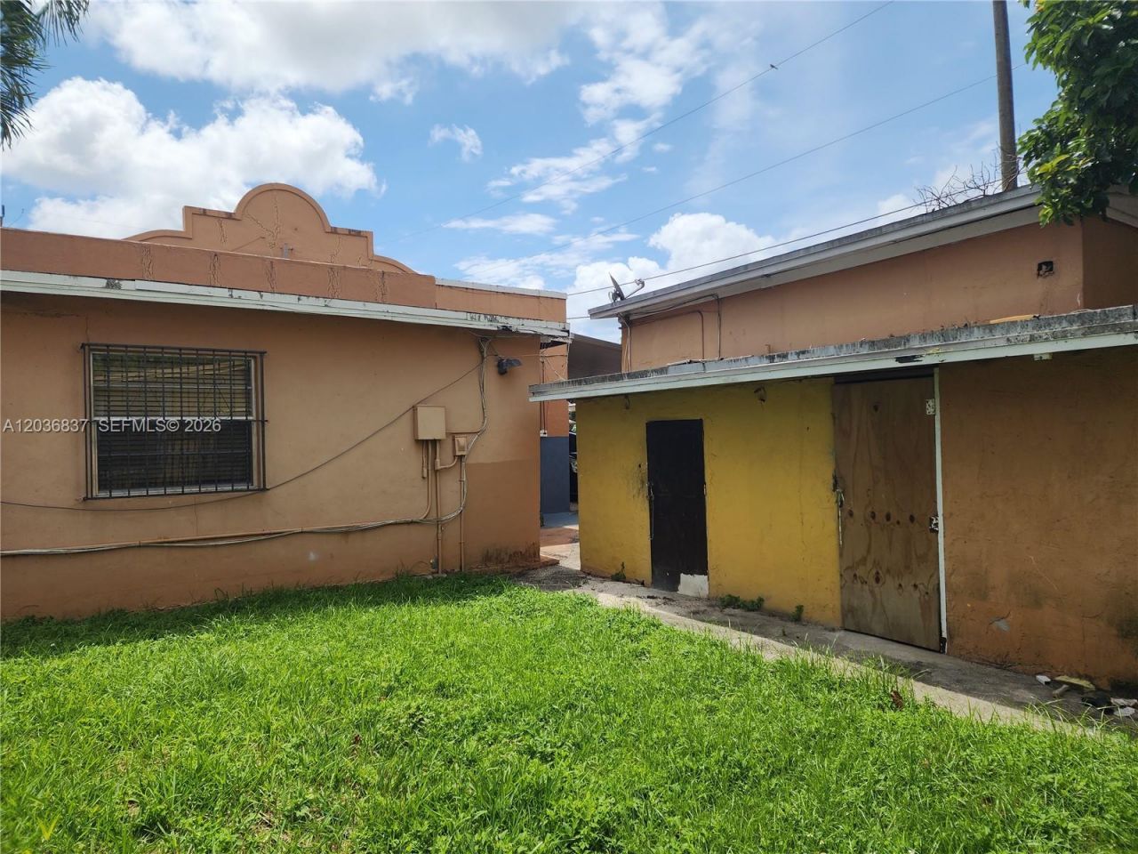 26 NW 24th Ct , Miami, FL 33125 Photo
