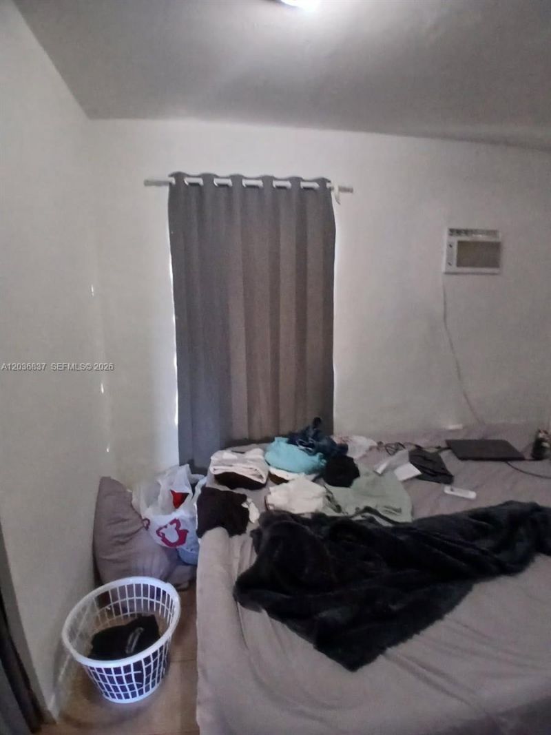 26 NW 24th Ct, Miami, FL 33125 Photo