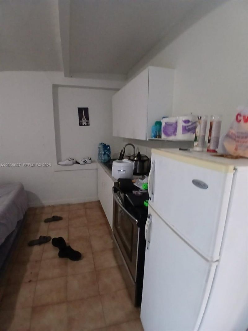 26 NW 24th Ct, Miami, FL 33125 Photo