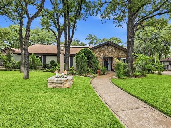 200 Timberlane Terrace , Euless, TX 76039