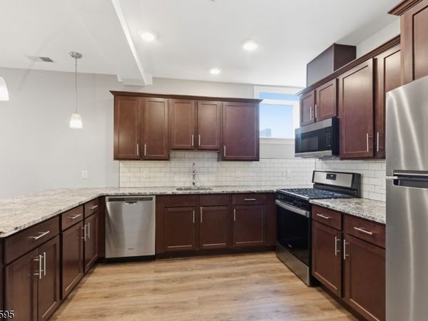 18 N Union Ave, Unit 5, Cranford, NJ 07016