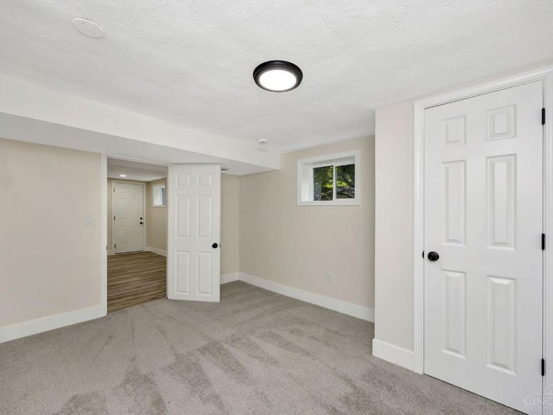 9431 Rockport Drive, Springfield Twp., OH 45231 Photo 33