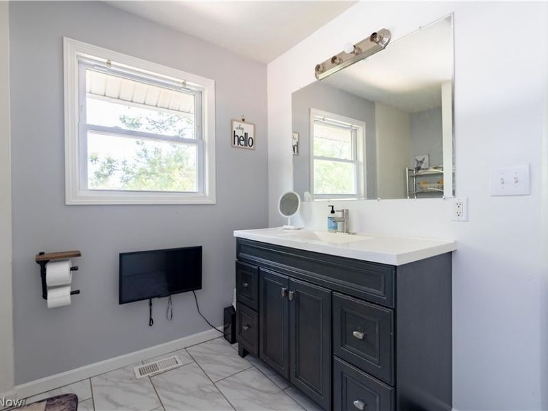 2107 31st Street NW, Canton, OH 44709 Photo 14
