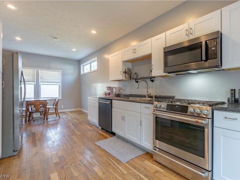 2107 31st Street NW, Canton, OH 44709 Photo 6