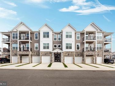 19 ARTEMISIA WAY , Unit 301, STAFFORD, VA 22554