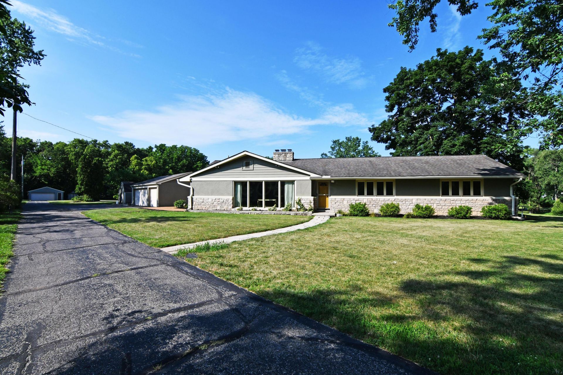 4360 Dublin Road, Columbus, OH 43221 Main Photo