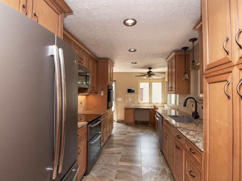 4360 Dublin Road, Columbus, OH 43221 Photo 16