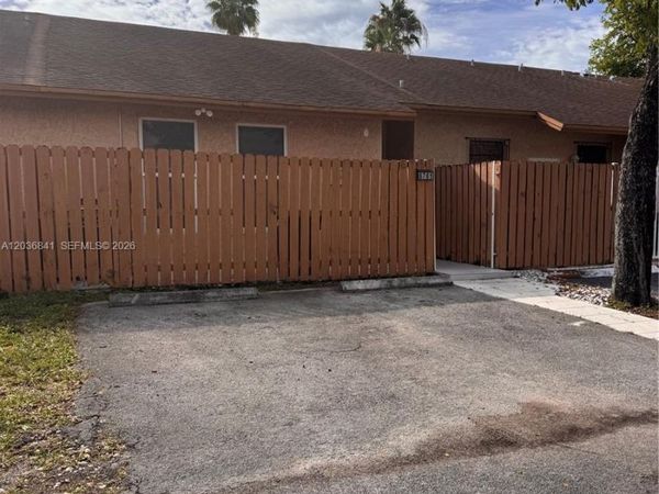 Unit 6761, Hialeah, FL 33015