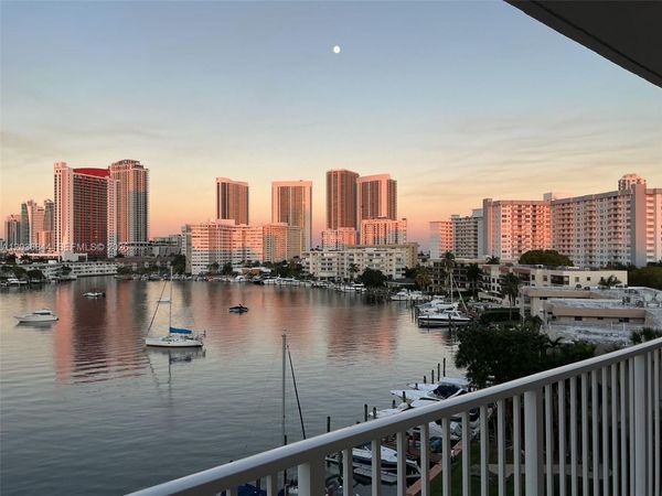 400 Golden Isles Dr, Unit 55, Hallandale Beach, FL 33009