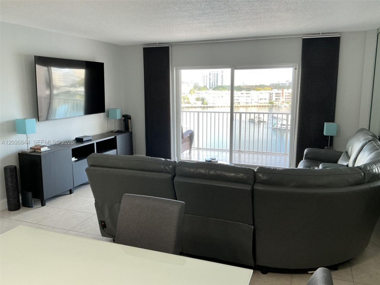 400 Golden Isles Dr, Unit 55, Hallandale Beach, FL 33009 Photo
