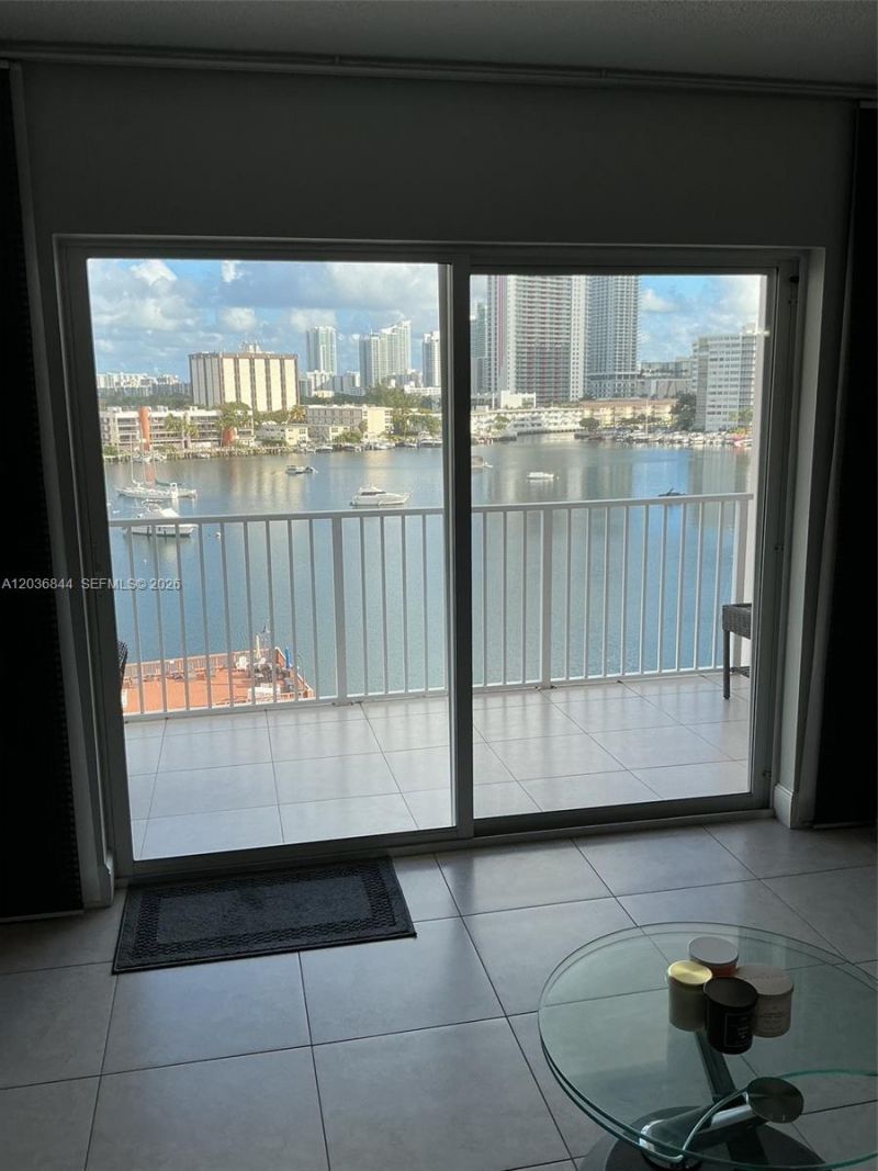 400 Golden Isles Dr, Unit 55, Hallandale Beach, FL 33009 Photo
