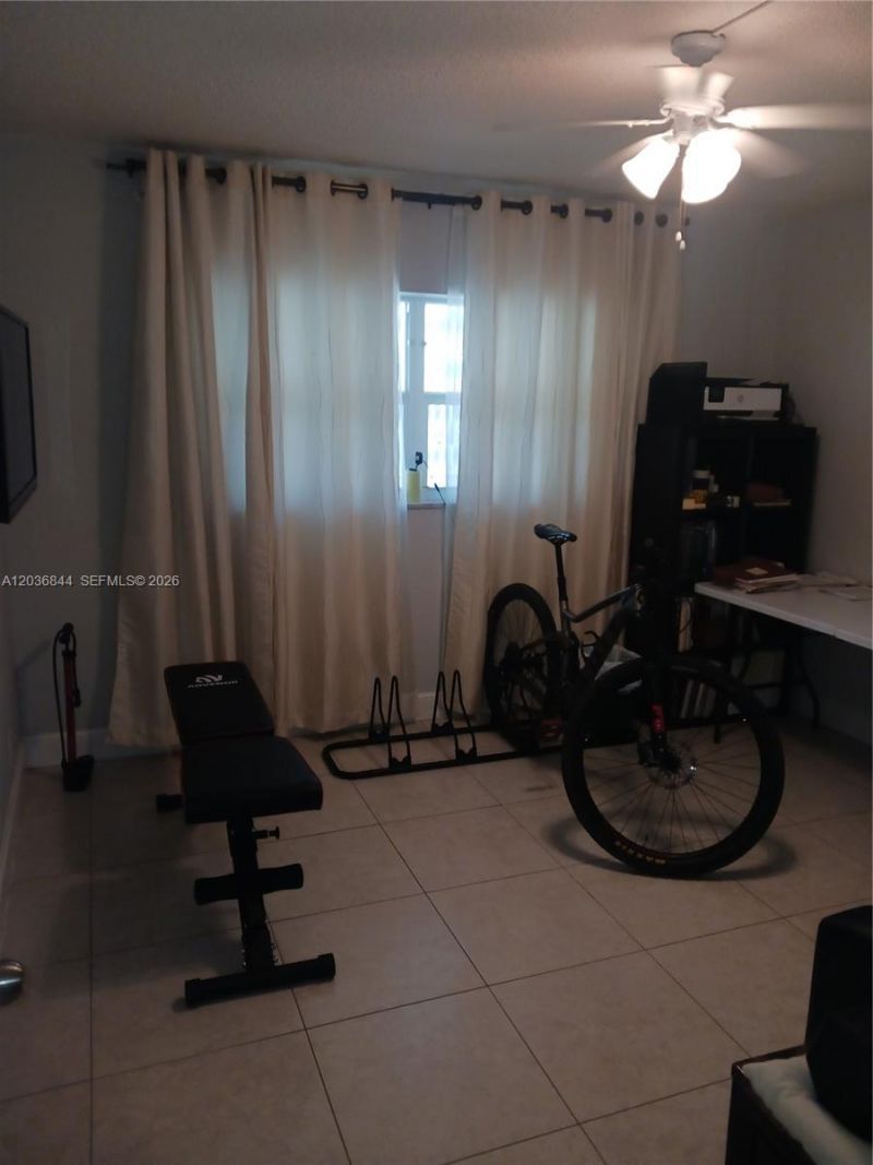 400 Golden Isles Dr , Unit 55, Hallandale Beach, FL 33009 Photo
