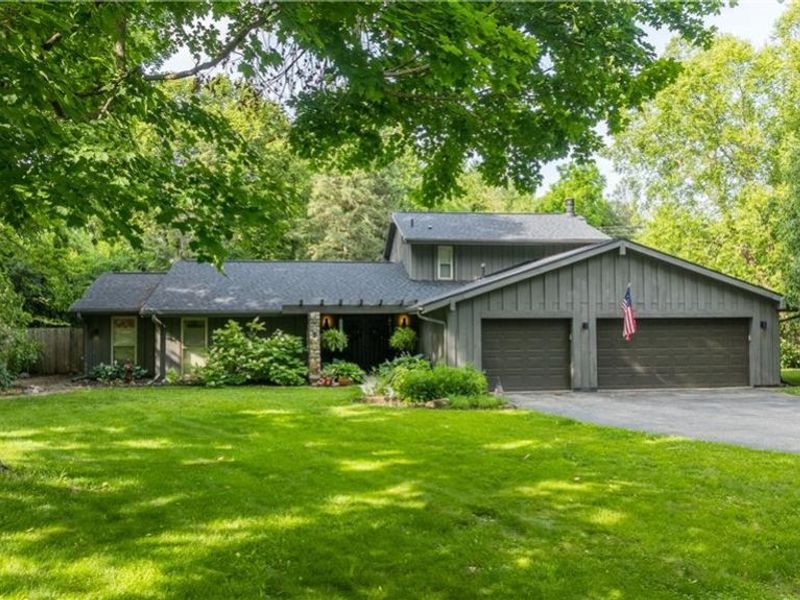 2425 Black Drive, Troy, OH 45373 Photo 4
