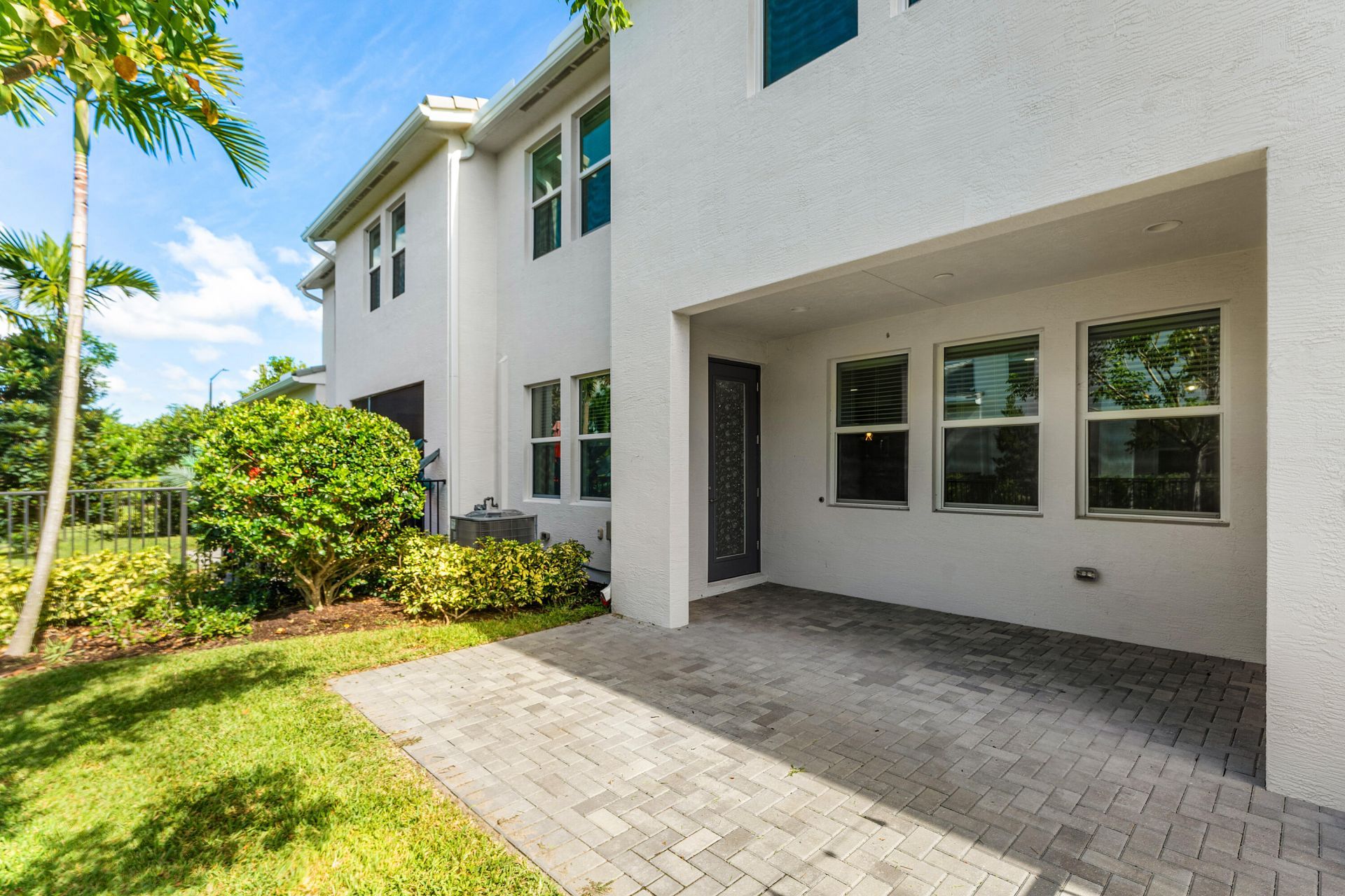 16474 Helix Court, The Acreage, FL 33470 Photo