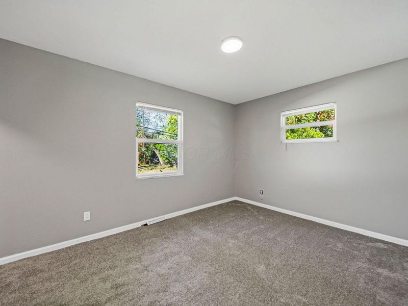 1637 S James Road , Columbus, OH 43227 Photo 26