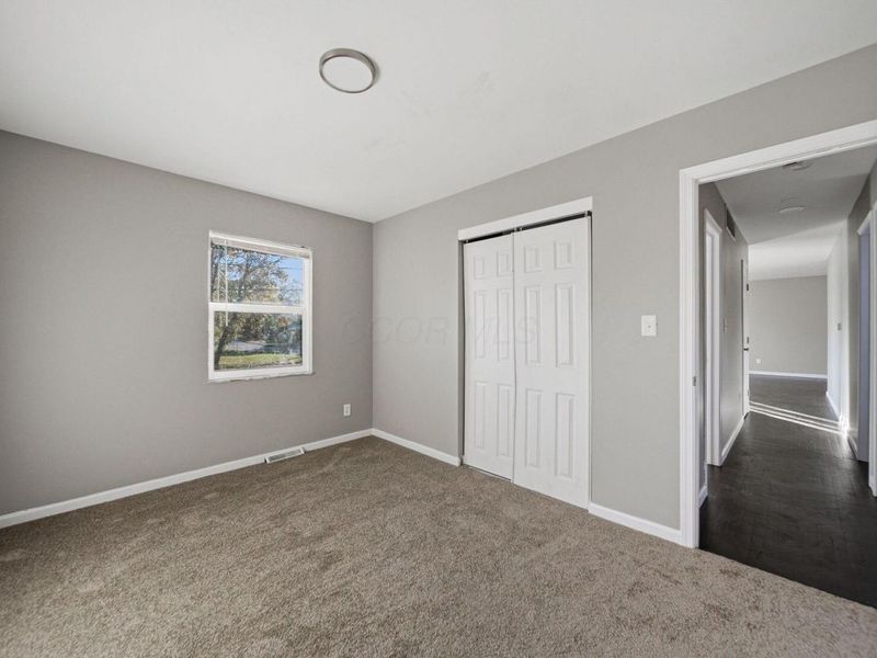 1637 S James Road , Columbus, OH 43227 Photo 28