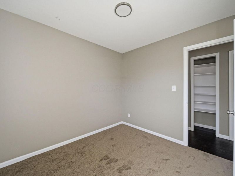 1637 S James Road , Columbus, OH 43227 Photo 32