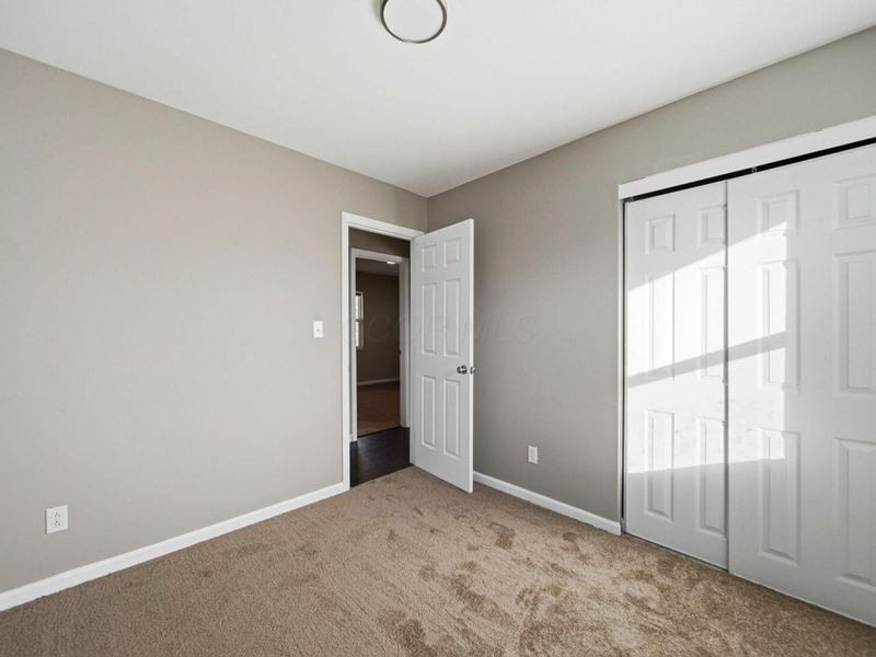 1637 S James Road , Columbus, OH 43227 Photo 33
