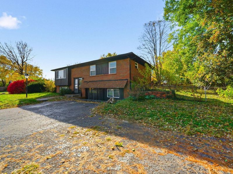 1637 S James Road , Columbus, OH 43227 Photo 4