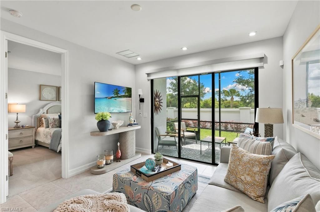 7490 Rockefeller Dr , Naples, FL 34119 Photo