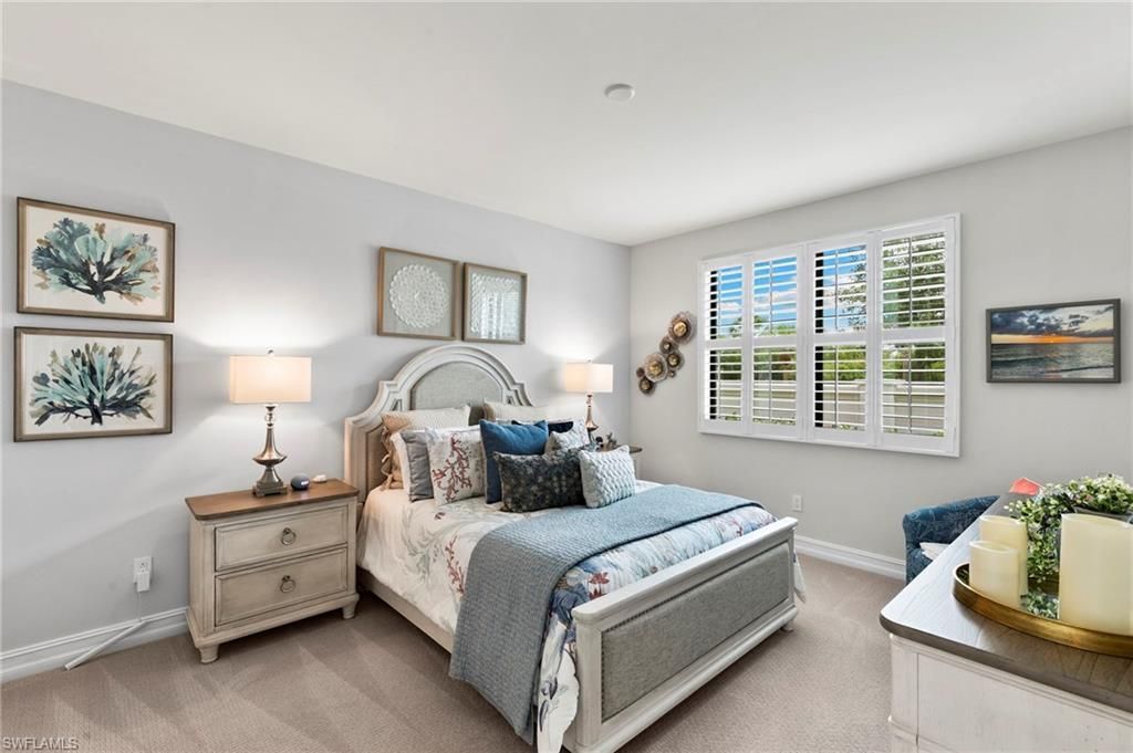 7490 Rockefeller Dr , Naples, FL 34119 Photo