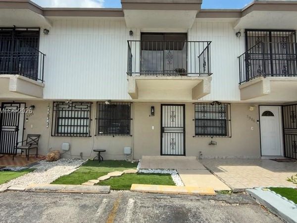 5388 W 24th Ave , Unit 110, Hialeah, FL 33016