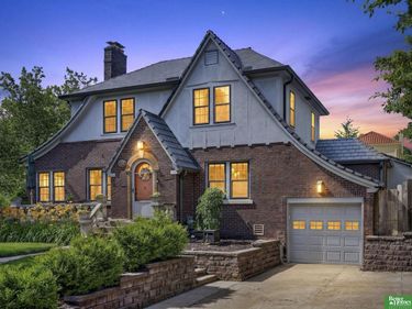 5114 Lafayette Avenue, Omaha, NE 68132