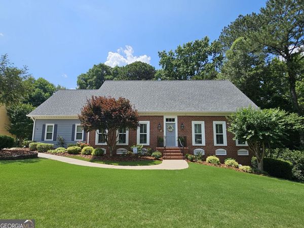 2631 Brentford Lane, Snellville, GA 30078