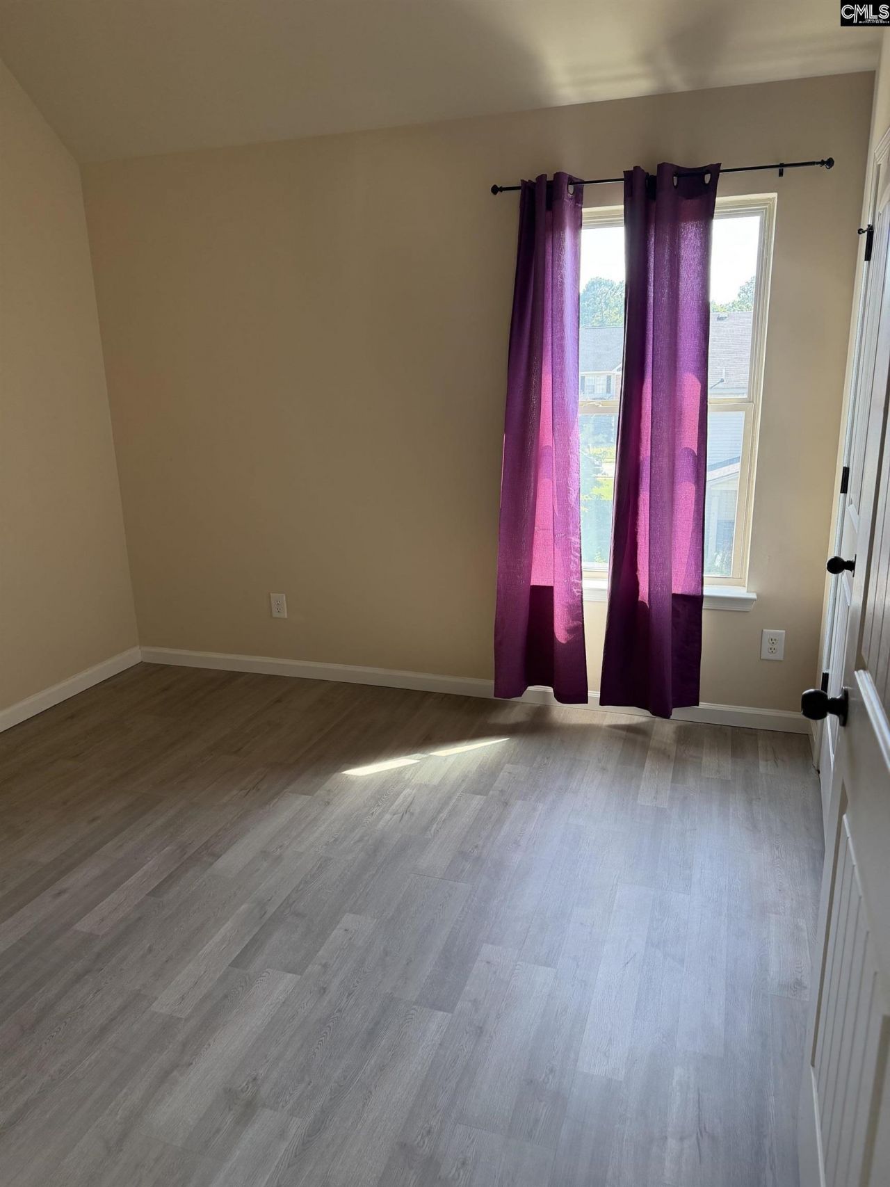 557 Kaymin Hill Court  Photo 12