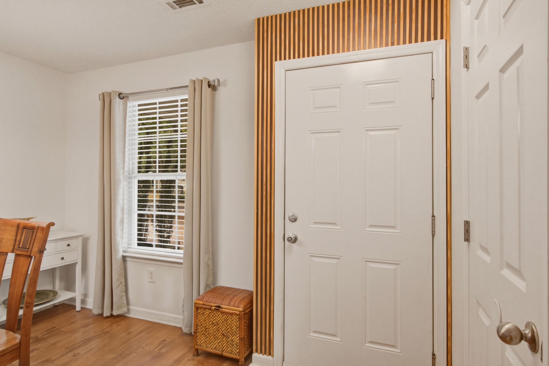 8069 Vermont Road Photo 9