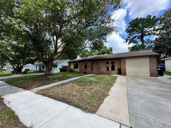 5626 STULL AVENUE, ORLANDO, FL 32810