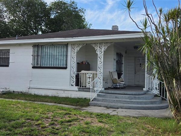 2414 E 8TH AVENUE , TAMPA, FL 33605