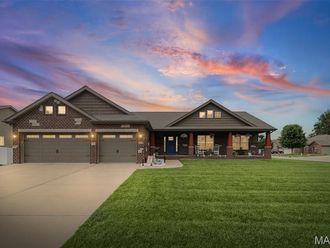 519 Glendale Drive Troy, IL 62294