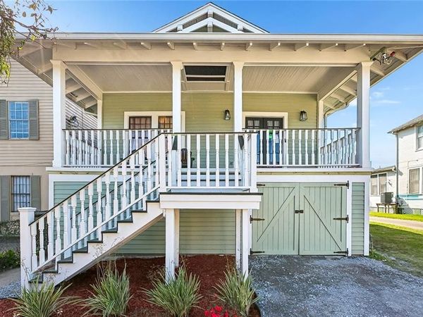 2318 GENERAL PERSHING Street , New Orleans, LA 70115