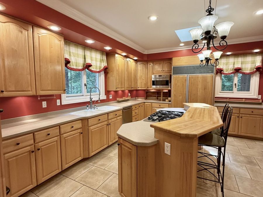Property Image 100