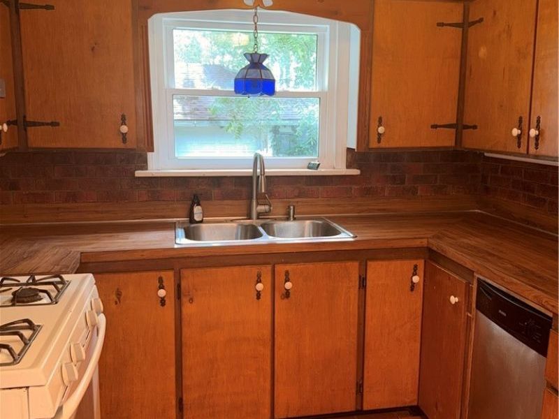 3370 W 136th Street, Cleveland, OH 44111 Photo 14