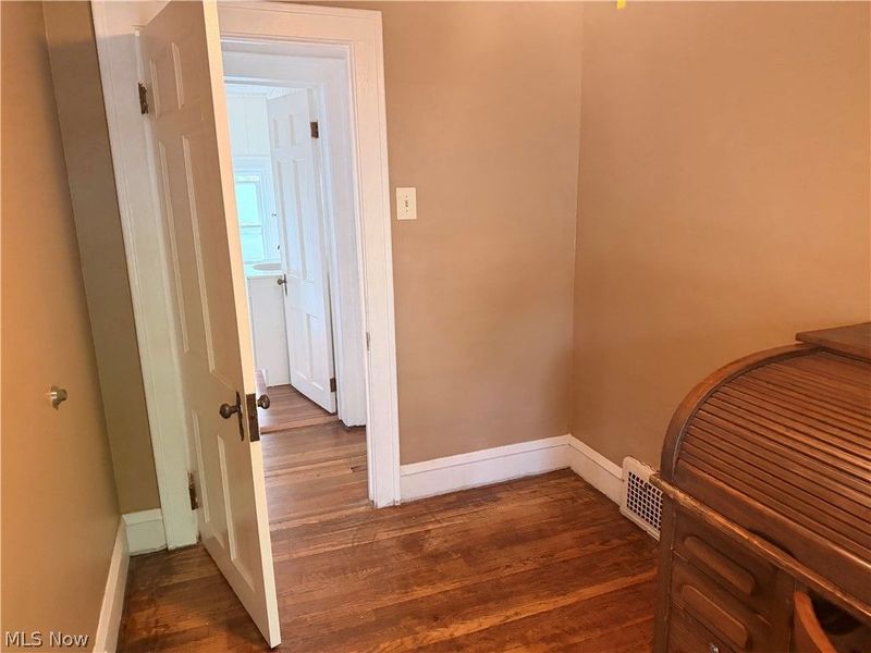 3370 W 136th Street, Cleveland, OH 44111 Photo 25