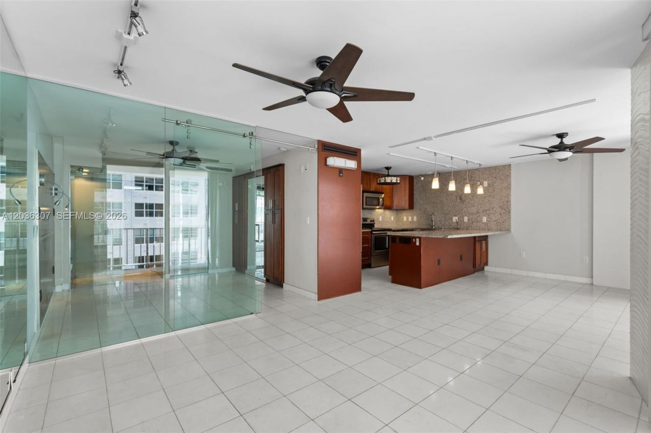 1228 West Ave, Unit 604, Miami Beach, FL 33139 Photo