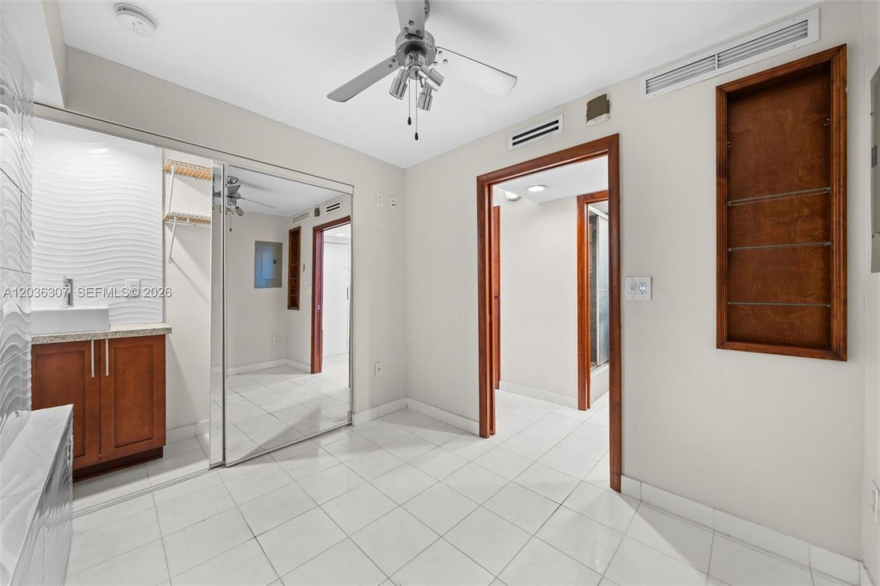 1228 West Ave, Unit 604, Miami Beach, FL 33139 Photo