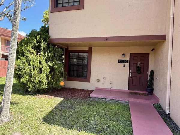 13330 SW 59th Ter , Miami, FL 33183