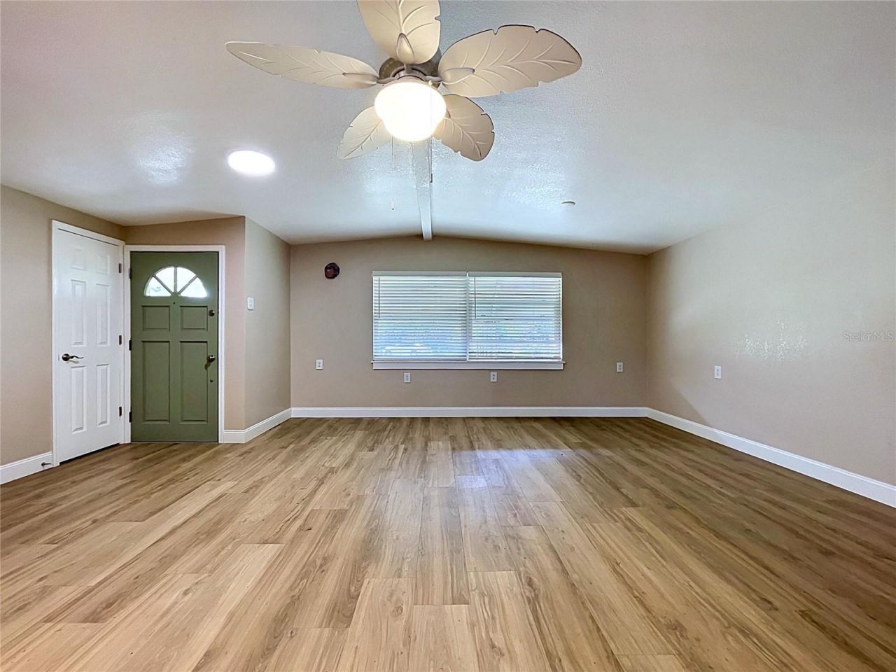 8616 Magnolia Street , Gibsonton, FL 33534 Photo