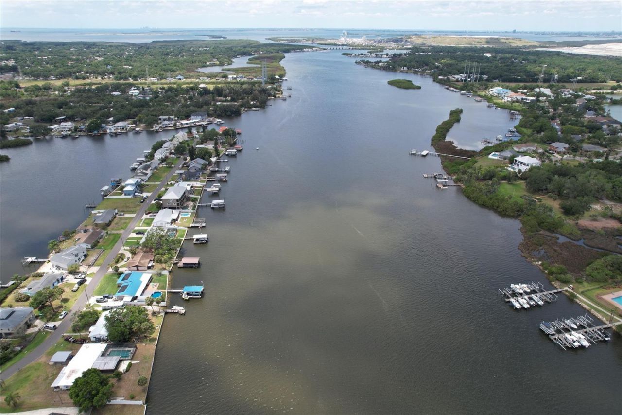8616 Magnolia Street , Gibsonton, FL 33534 Photo