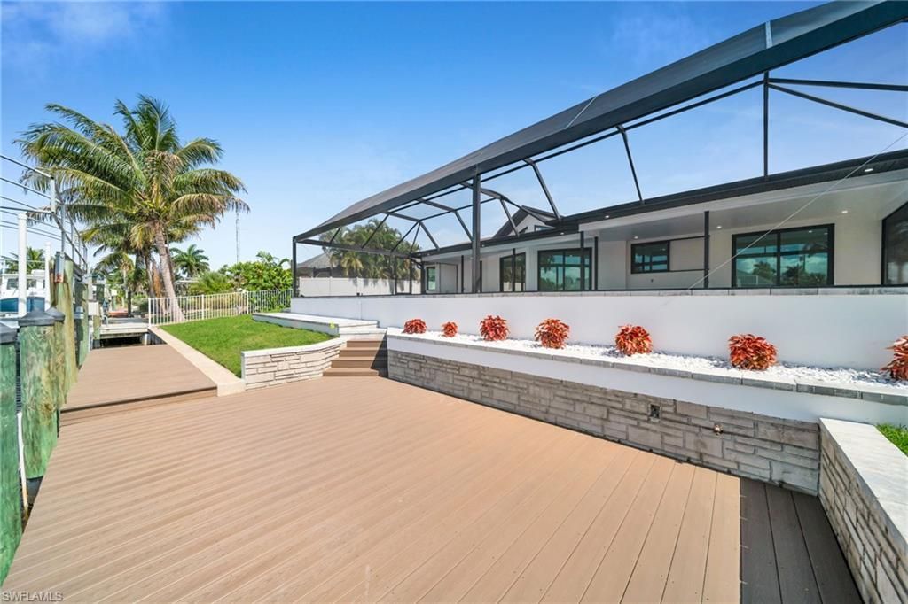 1938 Cornwallis Pkwy, Cape Coral, FL 33904 Photo