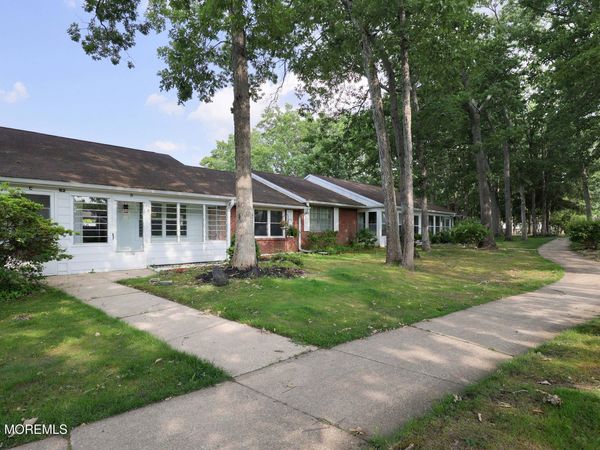 62D Buckingham Drive, Lakewood, NJ 08701