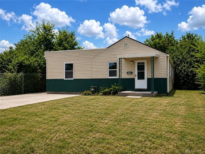 2509 Berwyck Avenue, Harrison Township, OH 45414 Photo 1