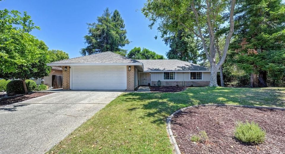 5445 Elsinore Way, Fair Oaks, CA 95628 Photo